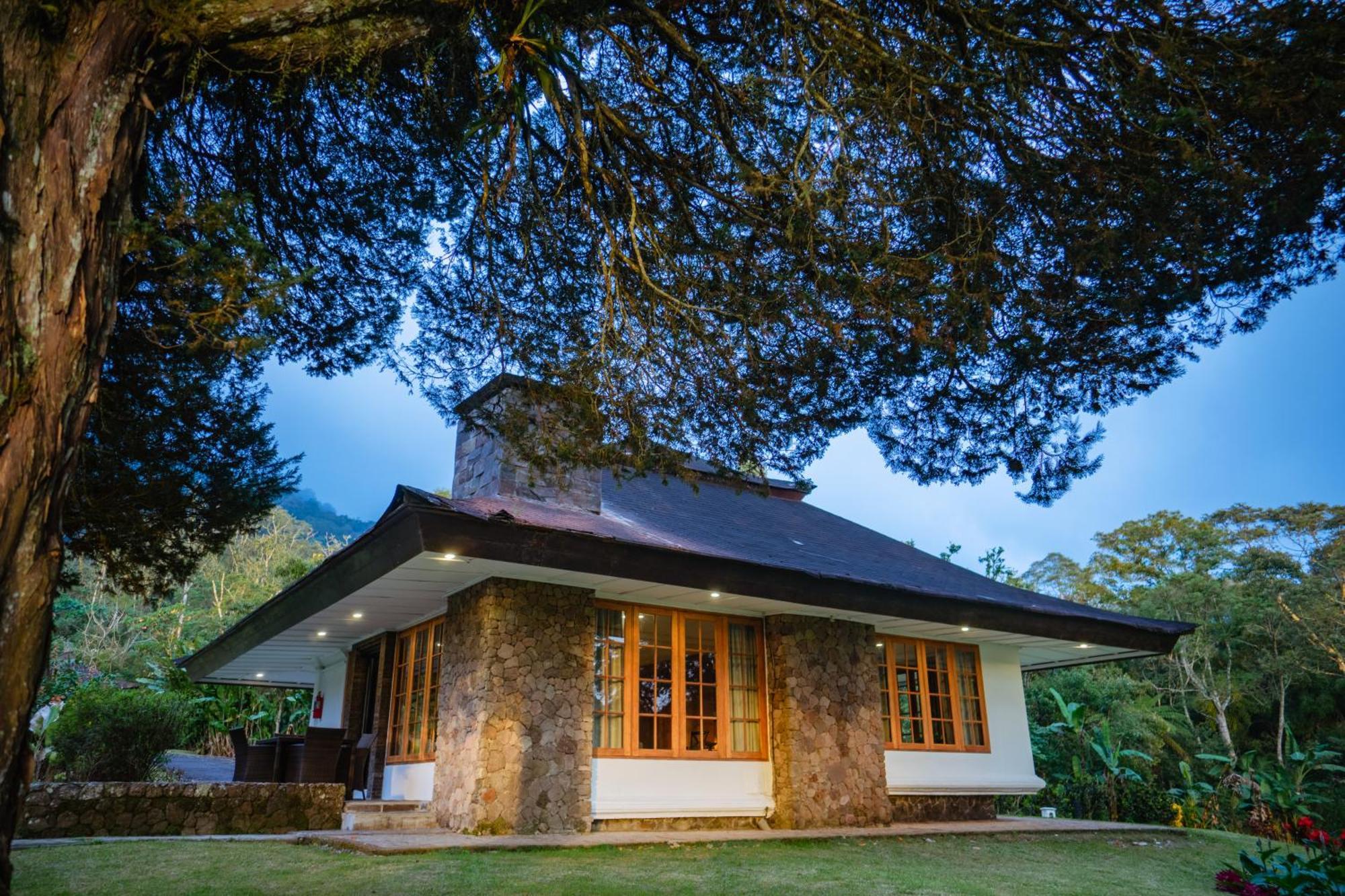 Handara Golf&Resort Bali Bedugul  Exteriör bild
